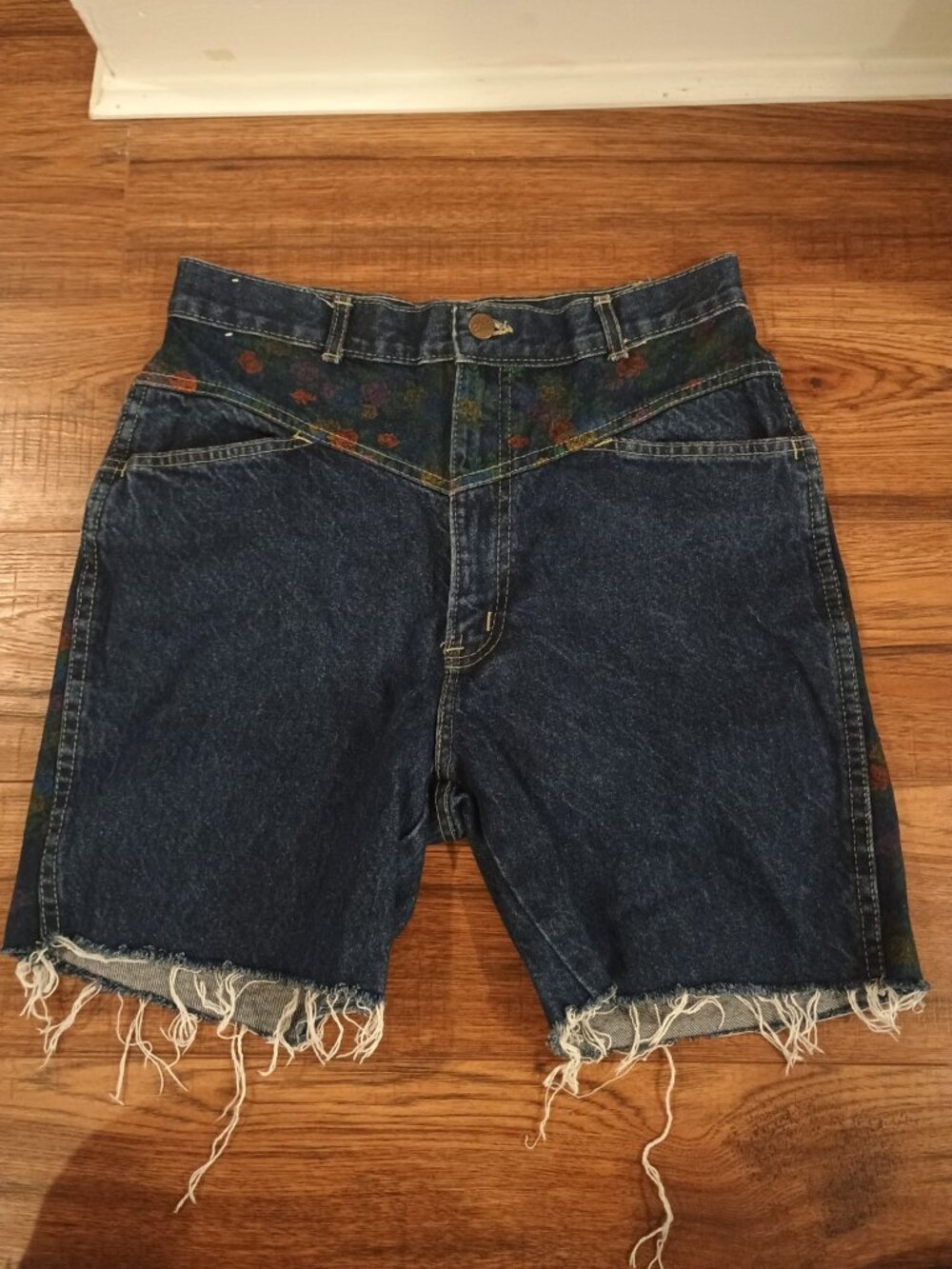 Vintage Chic Blue Denim Floral Shorts Western Cowboy Made In USA 90s